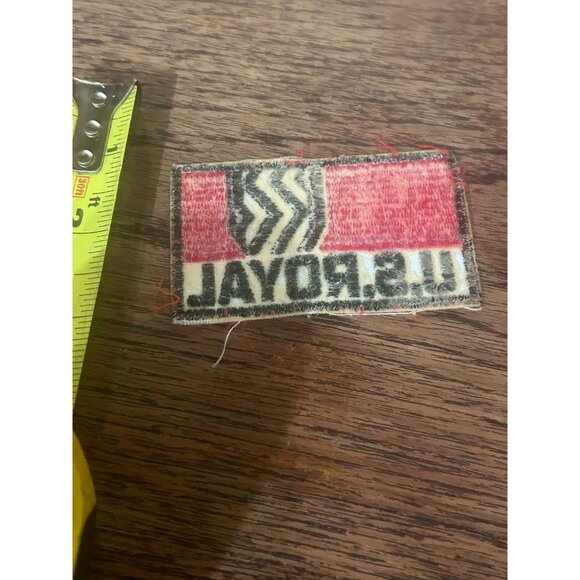 Vintage Sew-on Patch US Royal Tires Red 1970s - Picture 5 of 5
